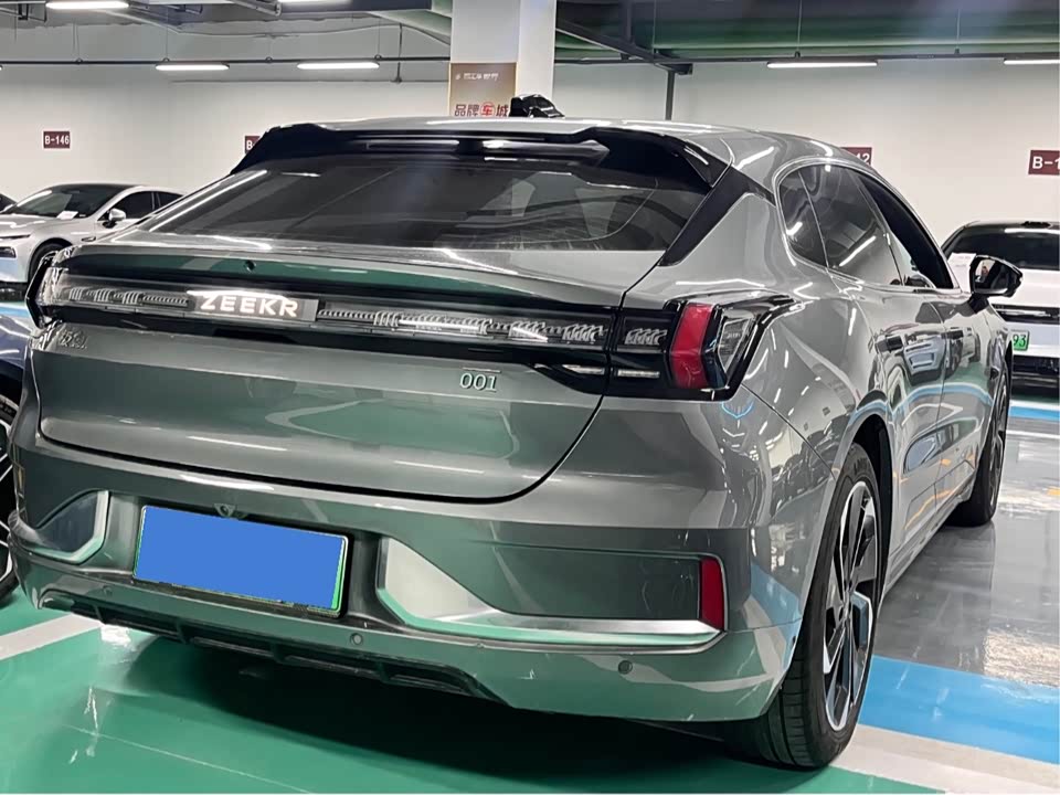 Zeekr 001