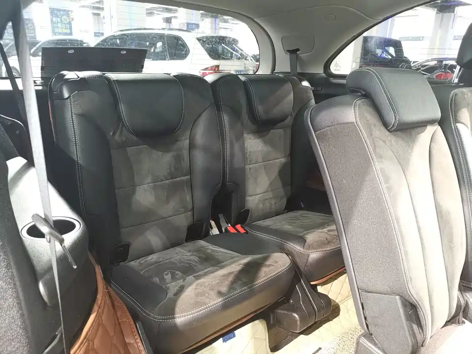 Mercedes-Benz R-class