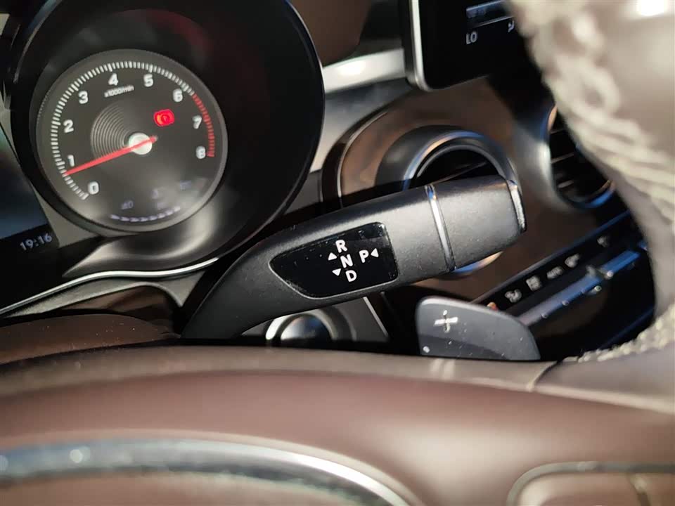Mercedes-Benz GLC Mercedes-Benz GLC