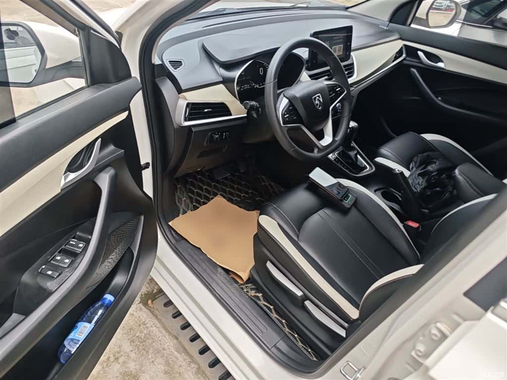 Wuling 360, 2019 16