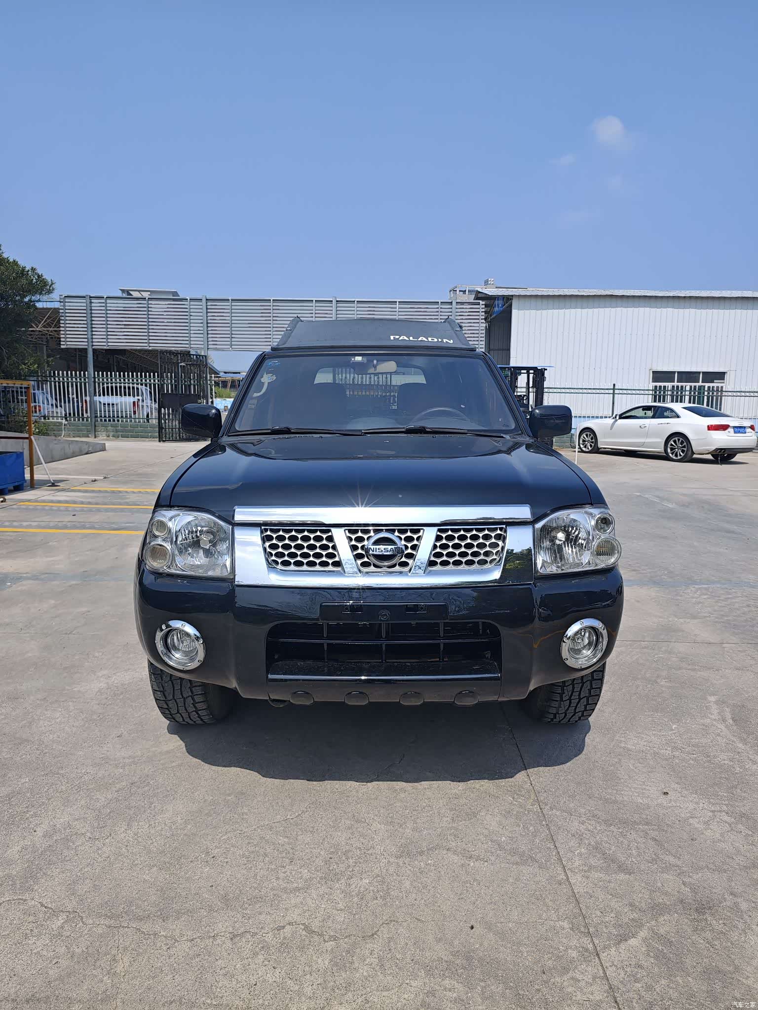 Nissan Paladin, 2010 2