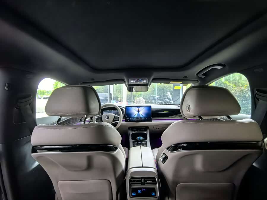 BYD Han 2025, фото 13