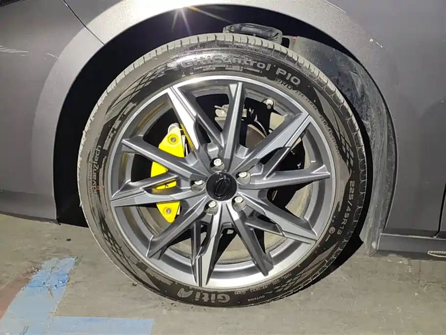 Trumpchi Shadow Leopard