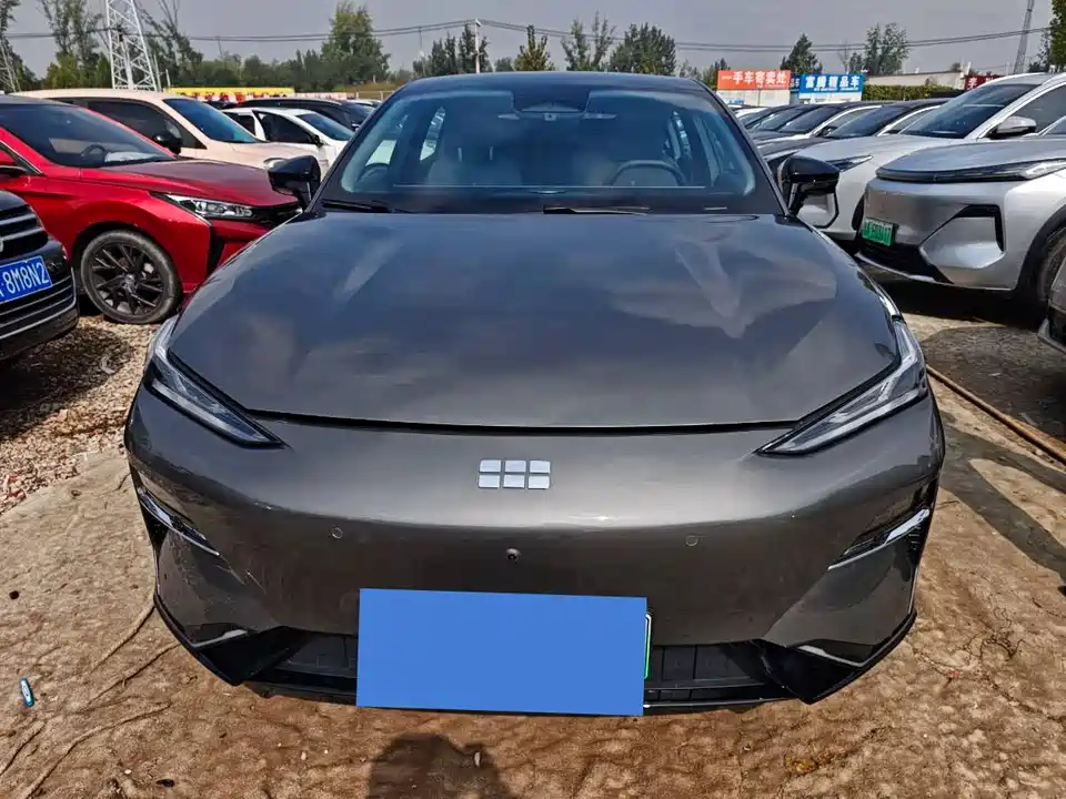 Geely Galaxy Galaxy E8