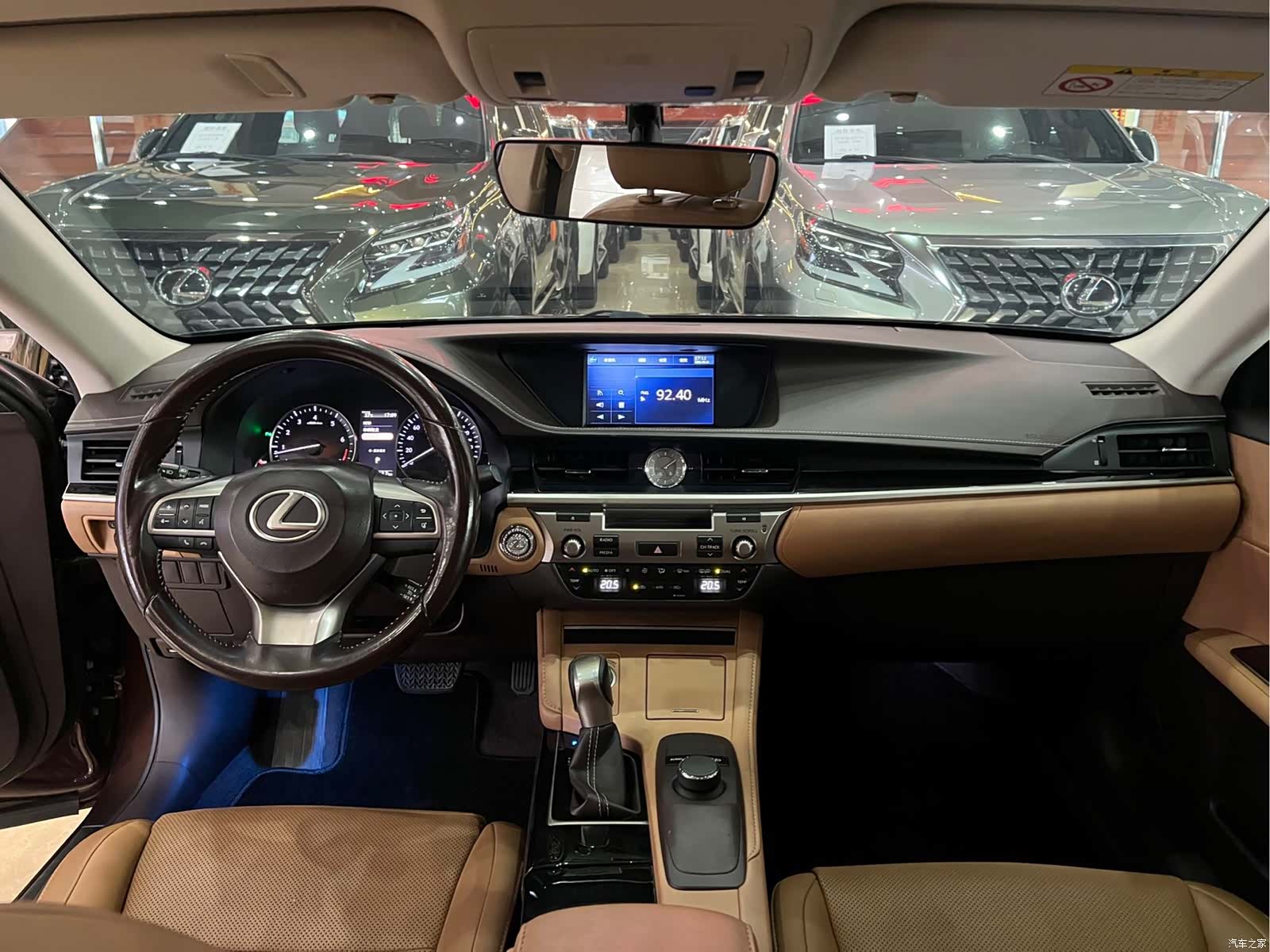 Lexus ES, 2015 12