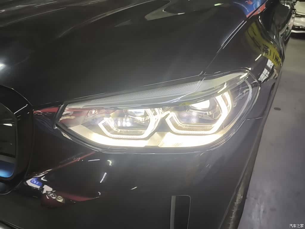 BMW iX3, 2021 24