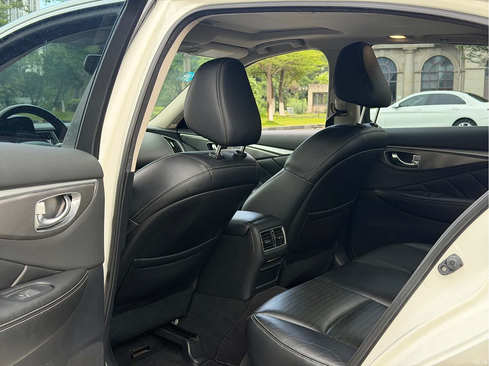 Infiniti Q50L, 2015 8