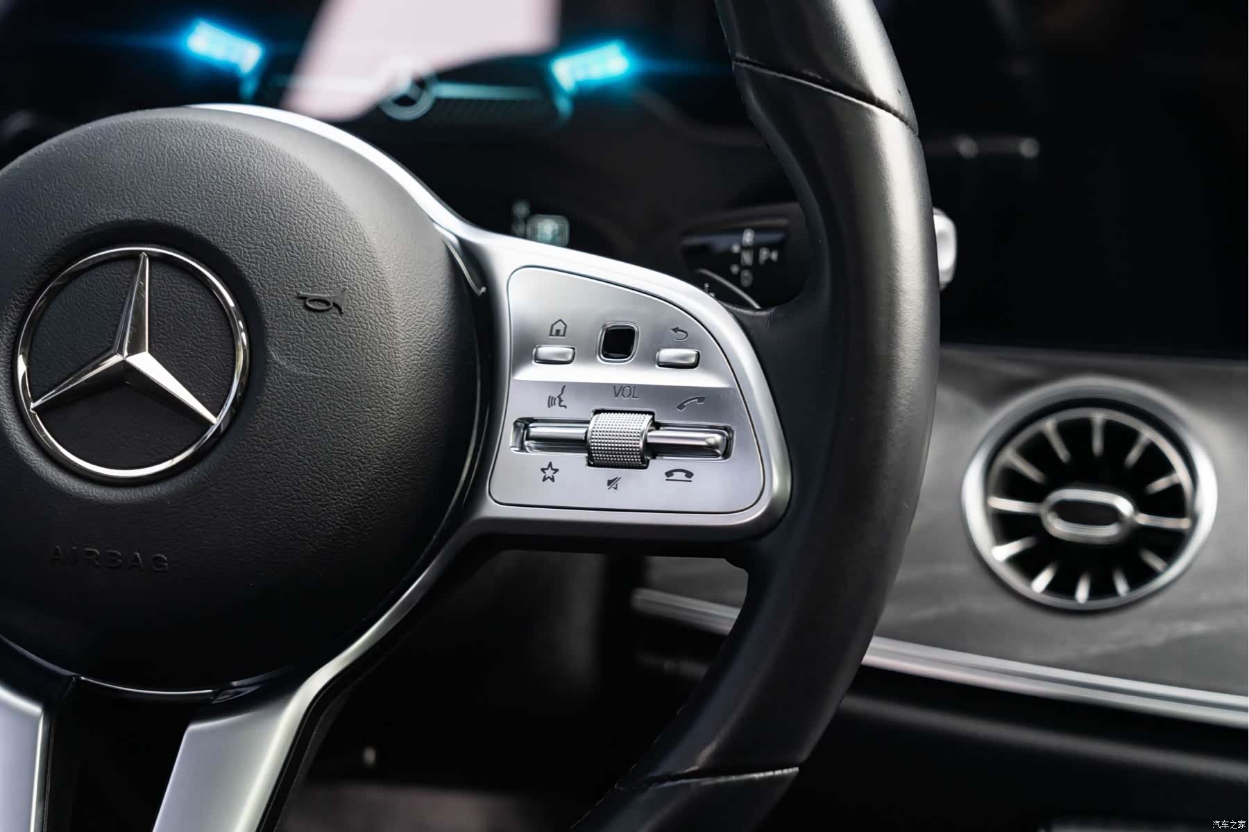 Mercedes-Benz CLS, 2022 11