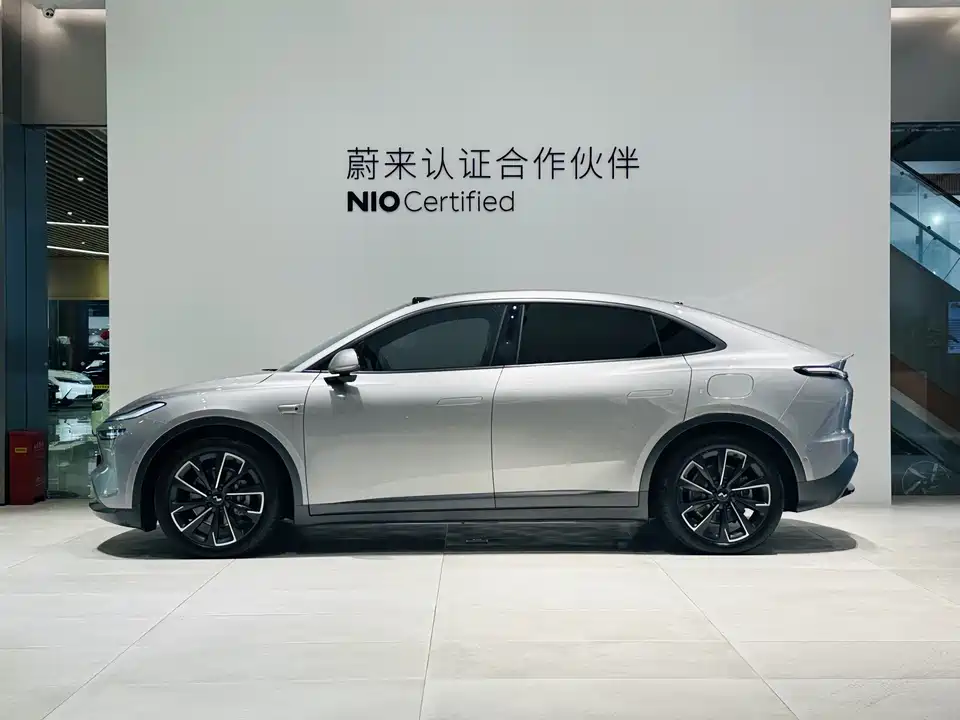 NIO L60