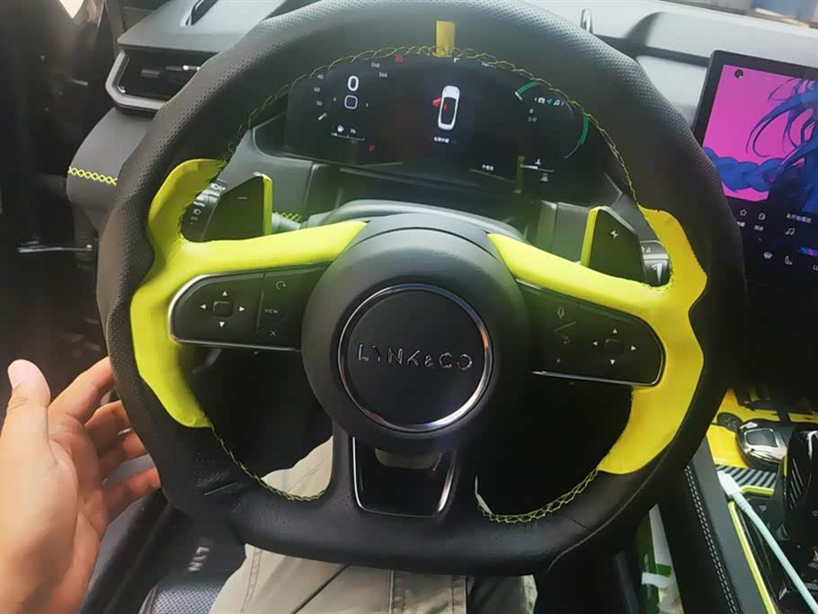 Lynk & Co 03 Lynk & Co 03