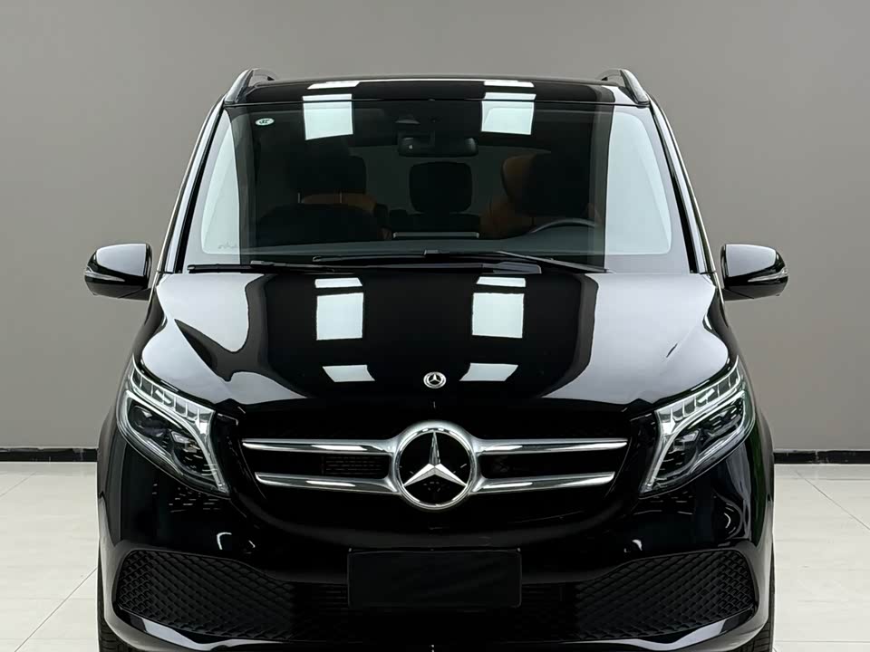 Mercedes-Benz V-class