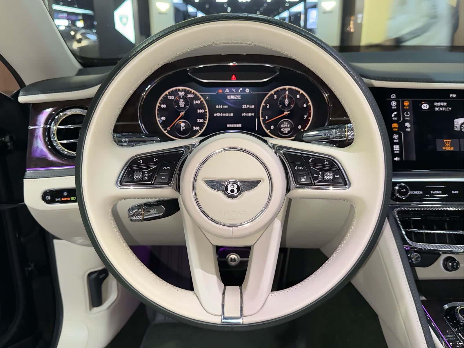 Bentley Flying Spur, 2021 7