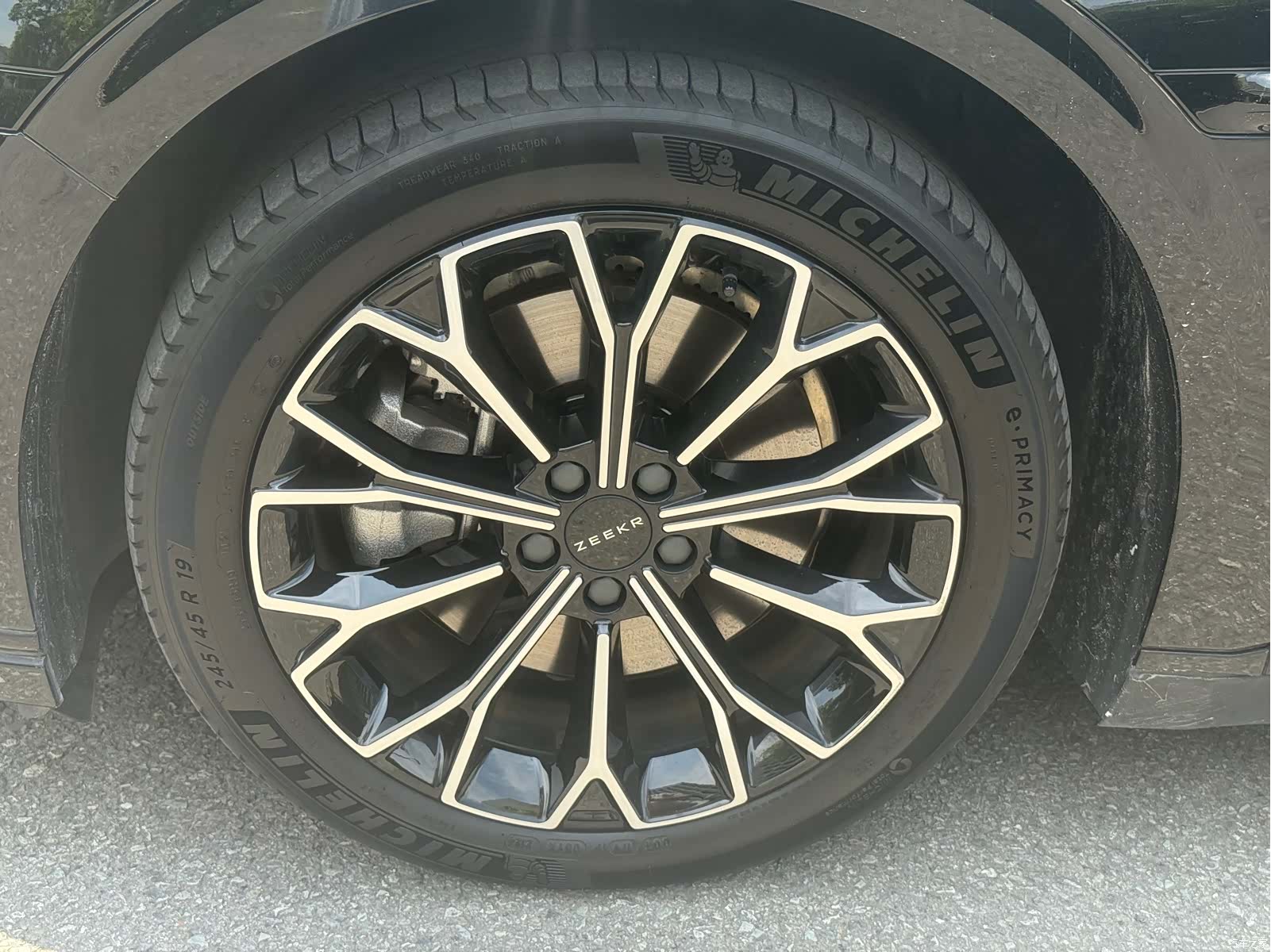 Zeekr 007, 2024 28