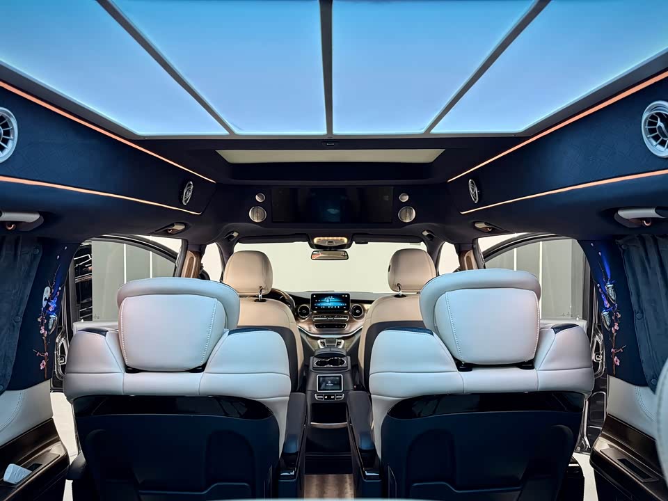 Mercedes-Benz V-class Mercedes-Benz V-class