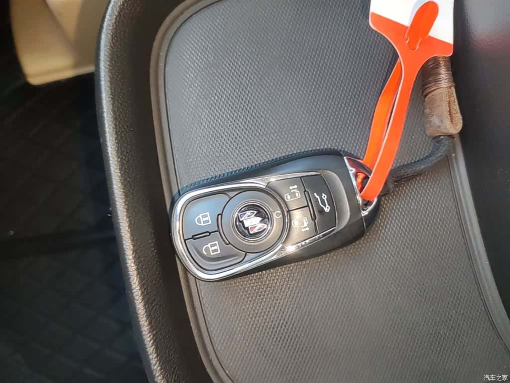 Buick GL8, 2023 9