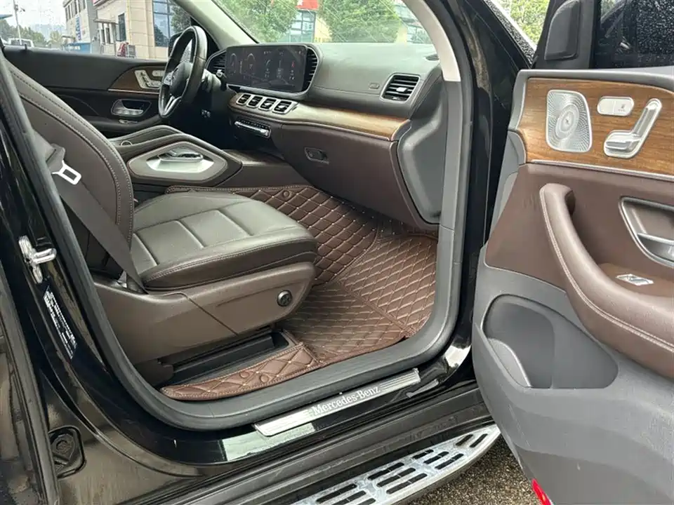 Mercedes-Benz GLE Mercedes-Benz GLE