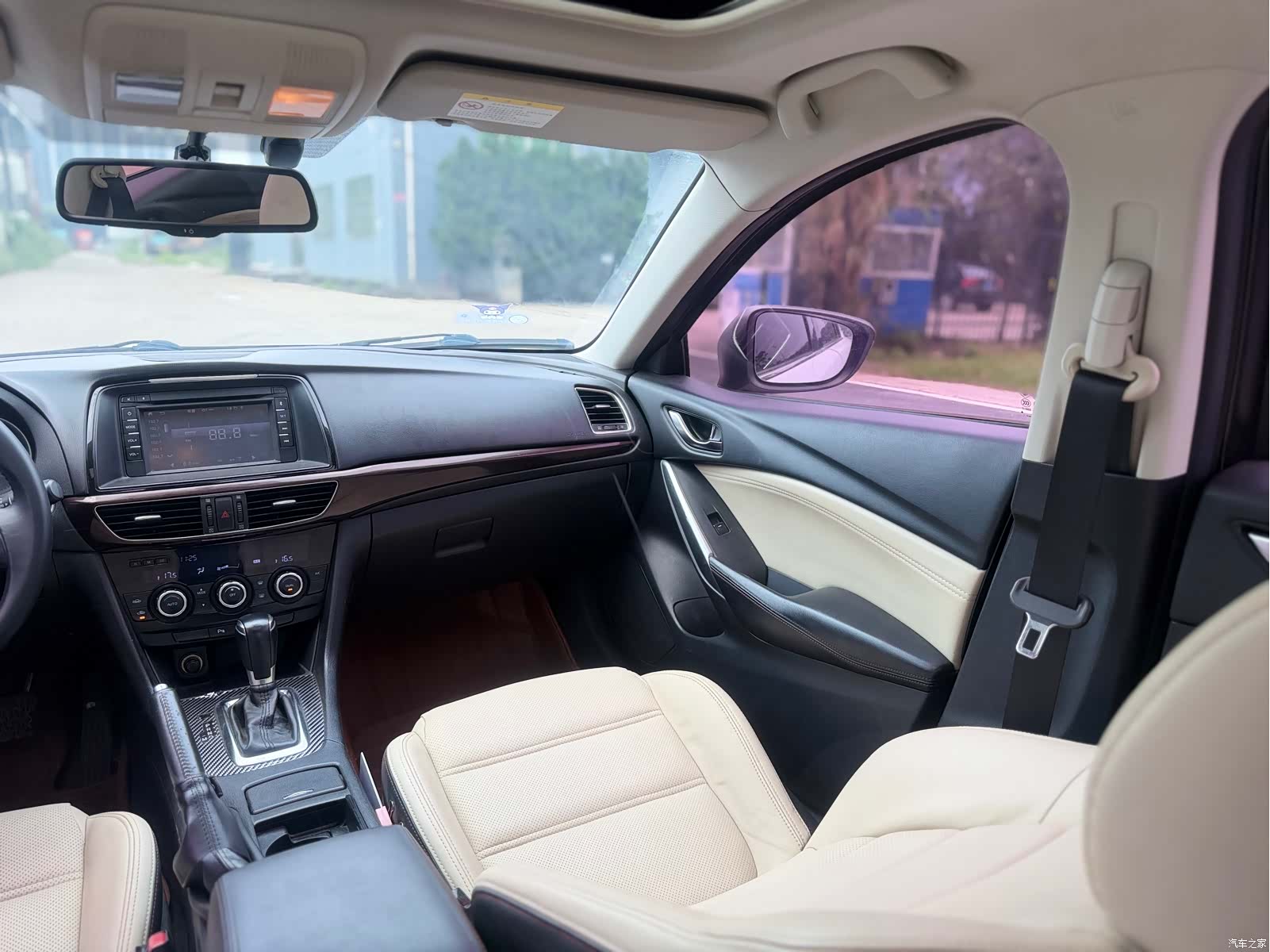 Mazda Atenza, 2014 13
