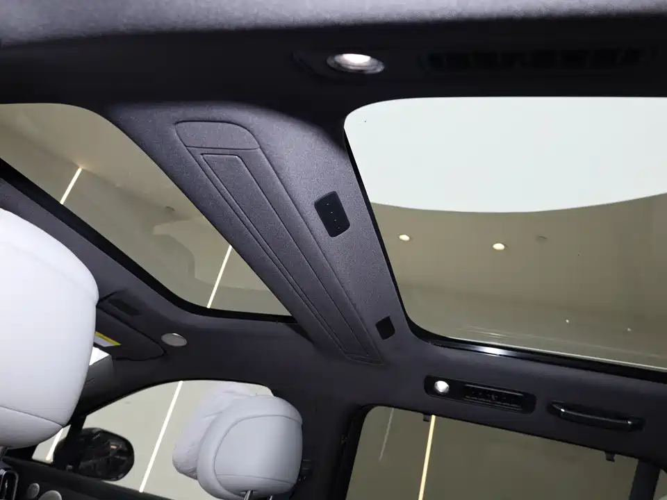 AITO Ask the world M9