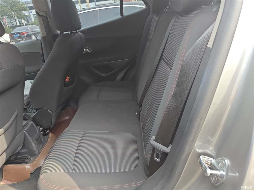 Buick Encore, 2016 13