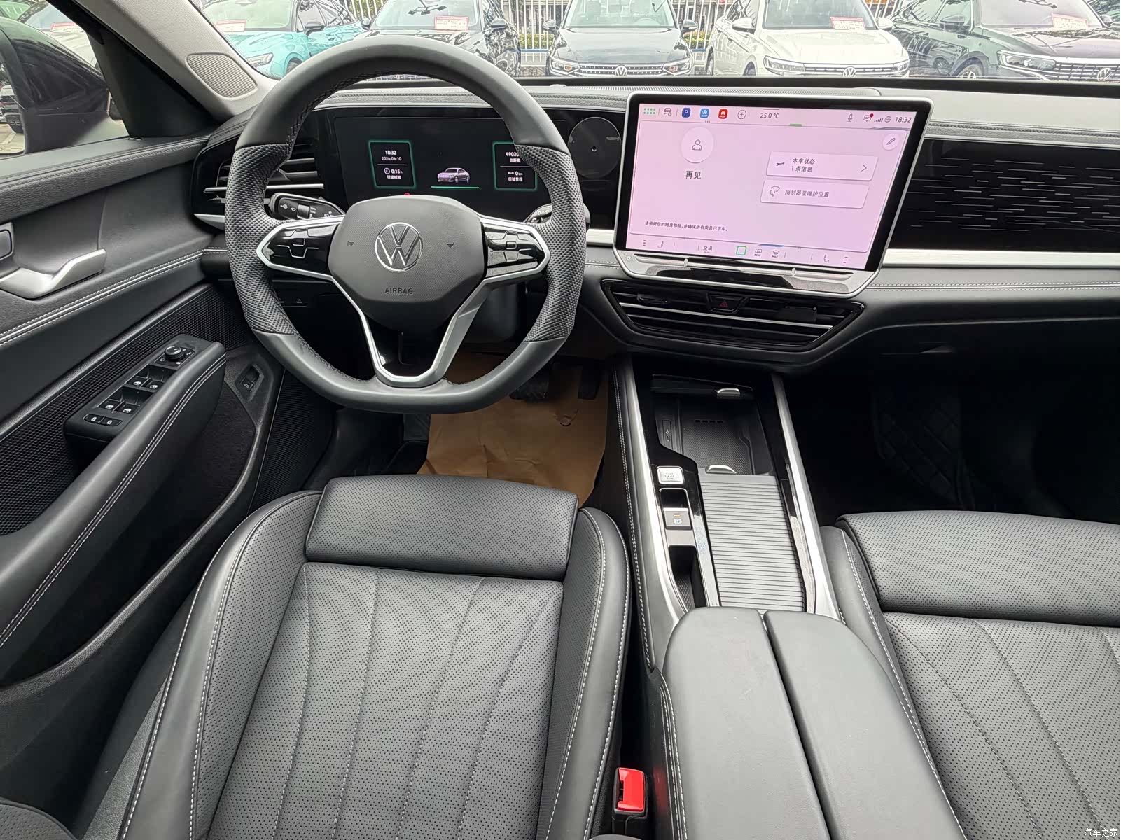 Volkswagen Passat, 2025 13