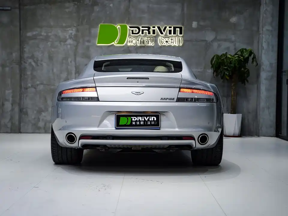 Aston Martin Rapide