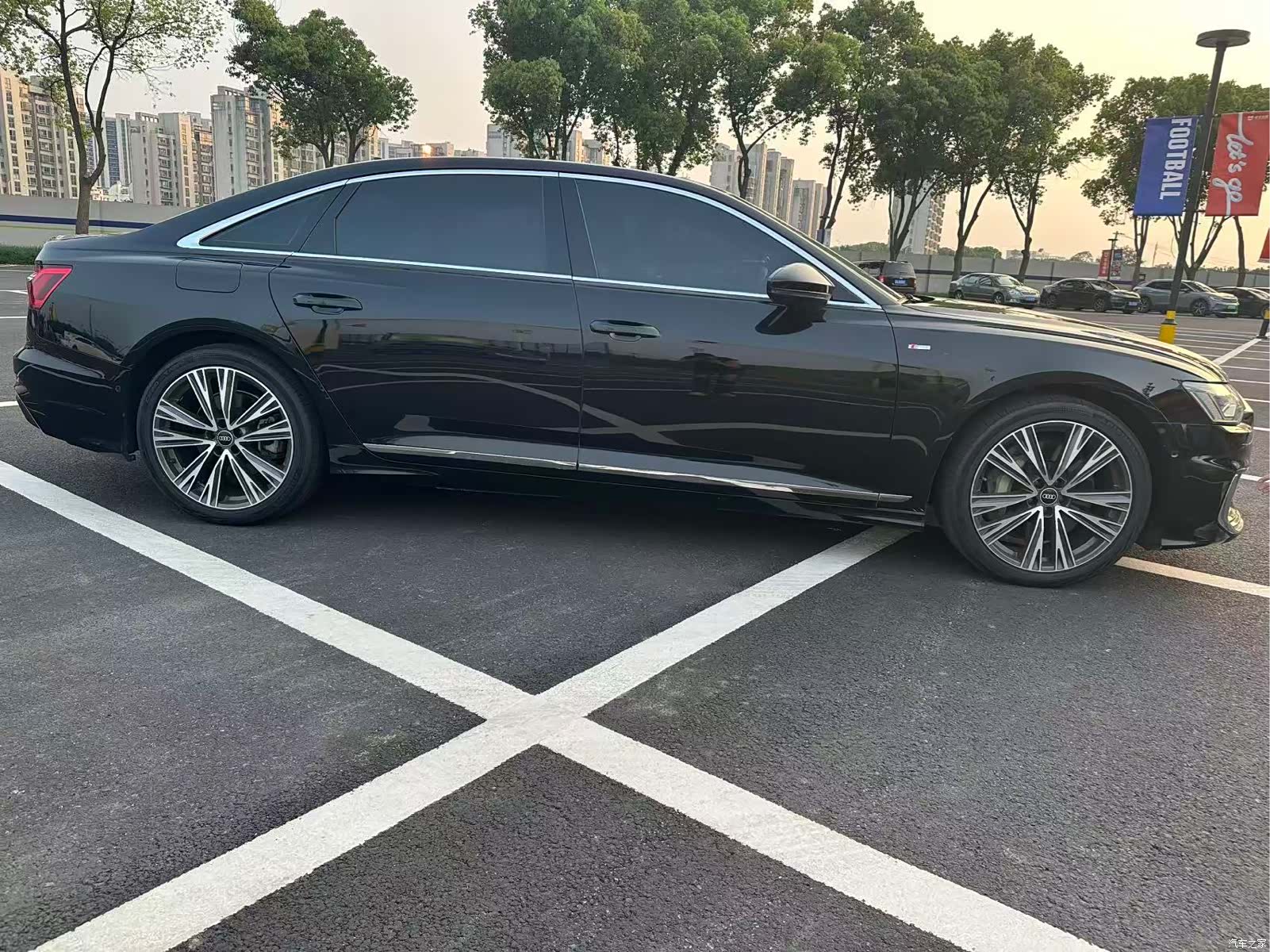 Audi A6L, 2022 4