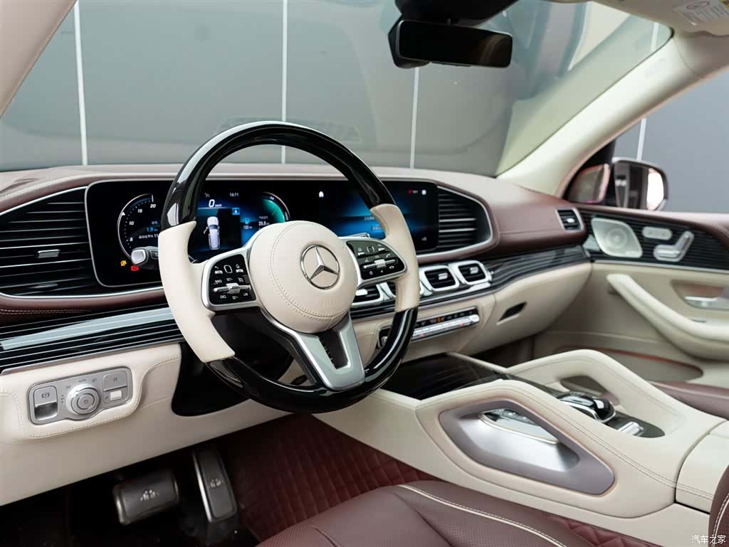 Mercedes-Benz GLS, 2023 10