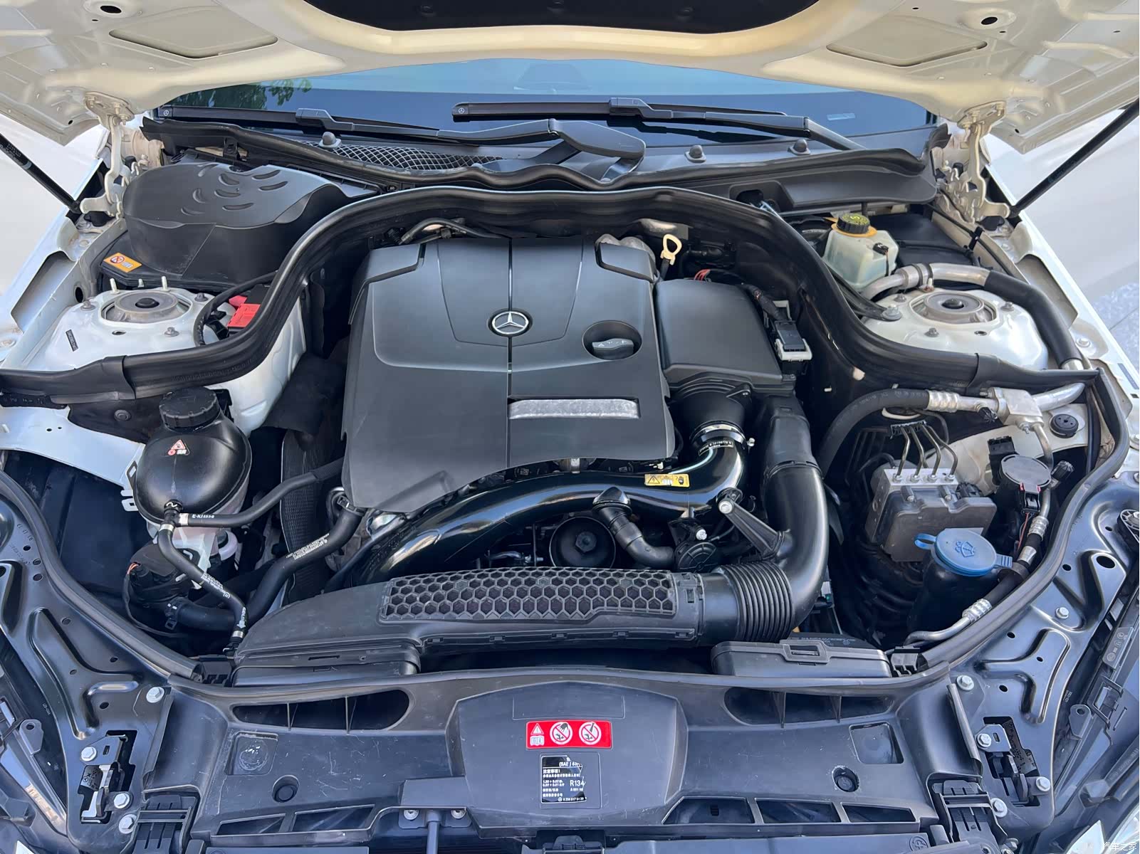 Mercedes-Benz E-Class, 2015 17