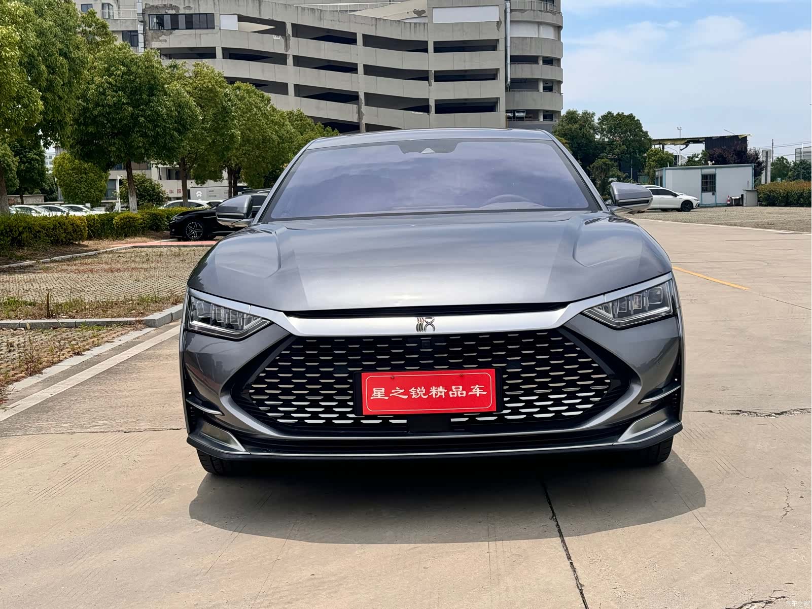 BYD Han, 2022 2