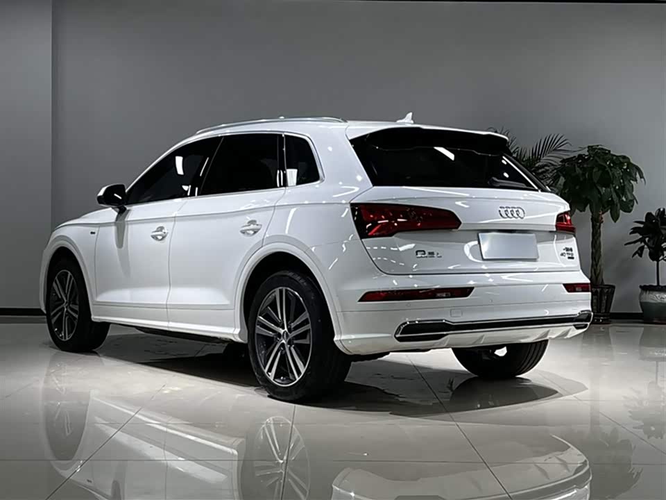 Audi Q5L Audi Q5L