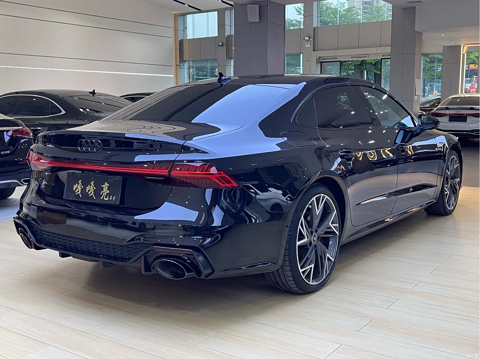 Audi A7L, 2022 11