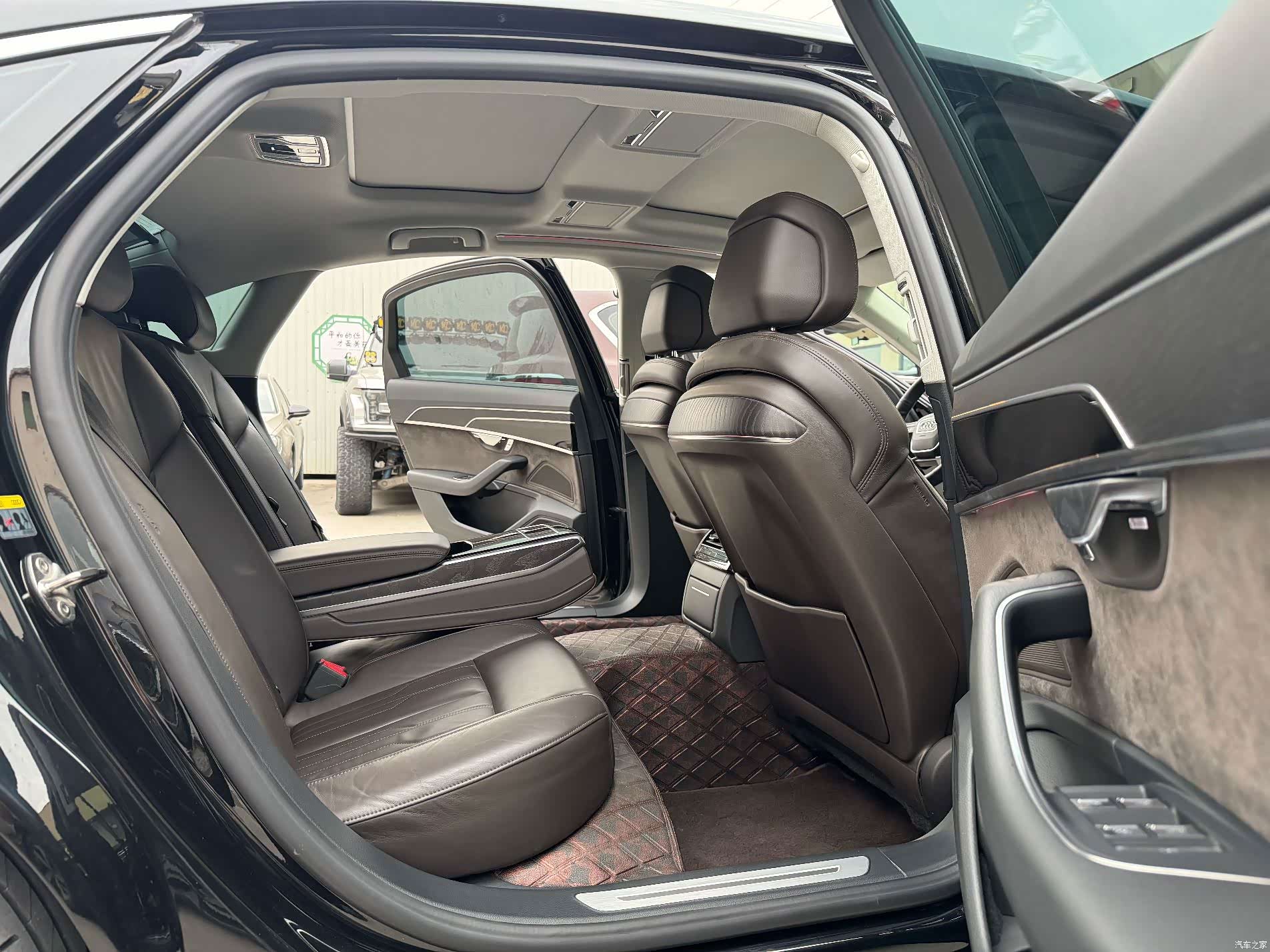 Audi A8L, 2019 15