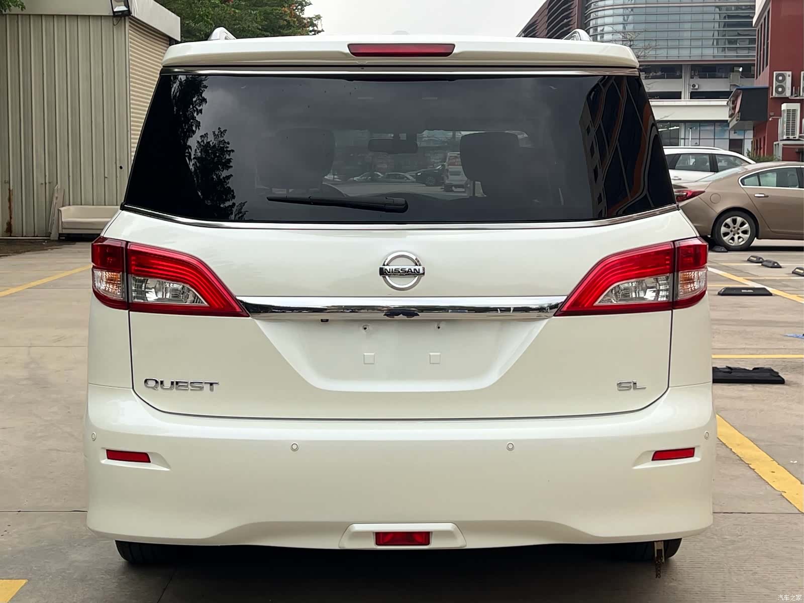 Nissan SL, 2014 все фото