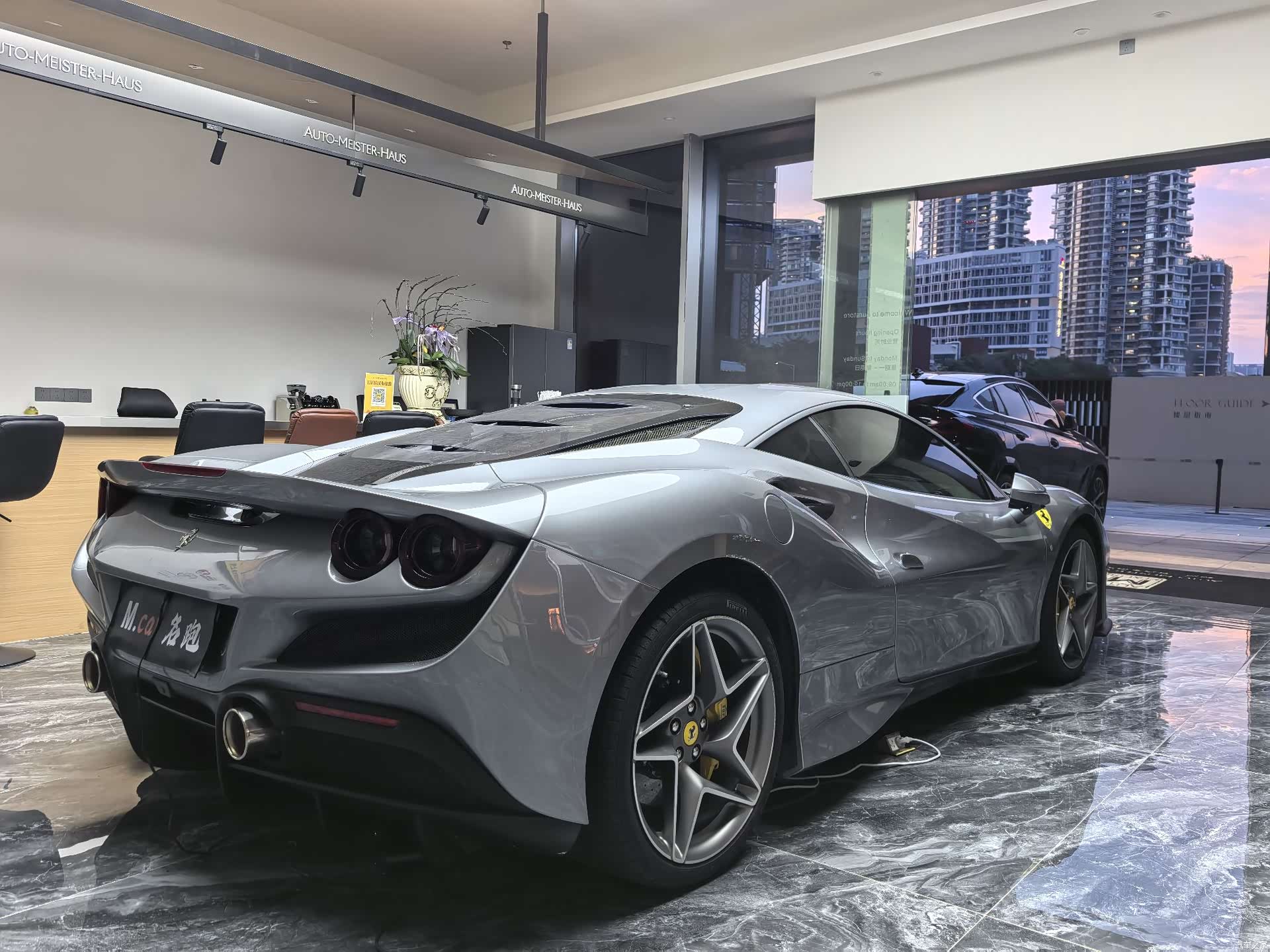 Ferrari F8, 2023 12