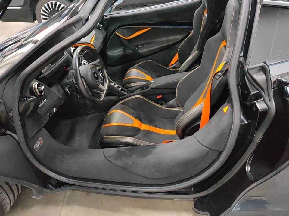 McLaren 720S
