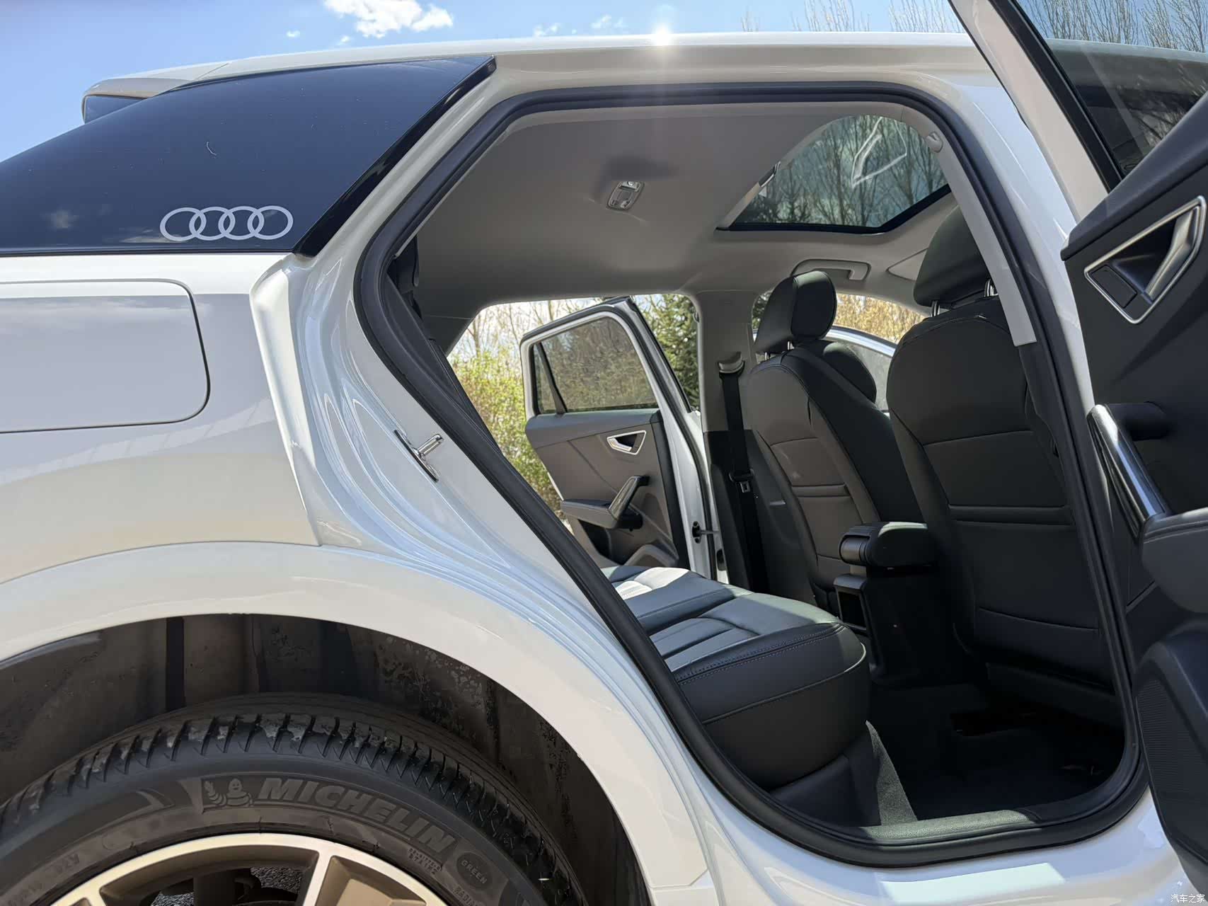Audi Q2L, 2022 12