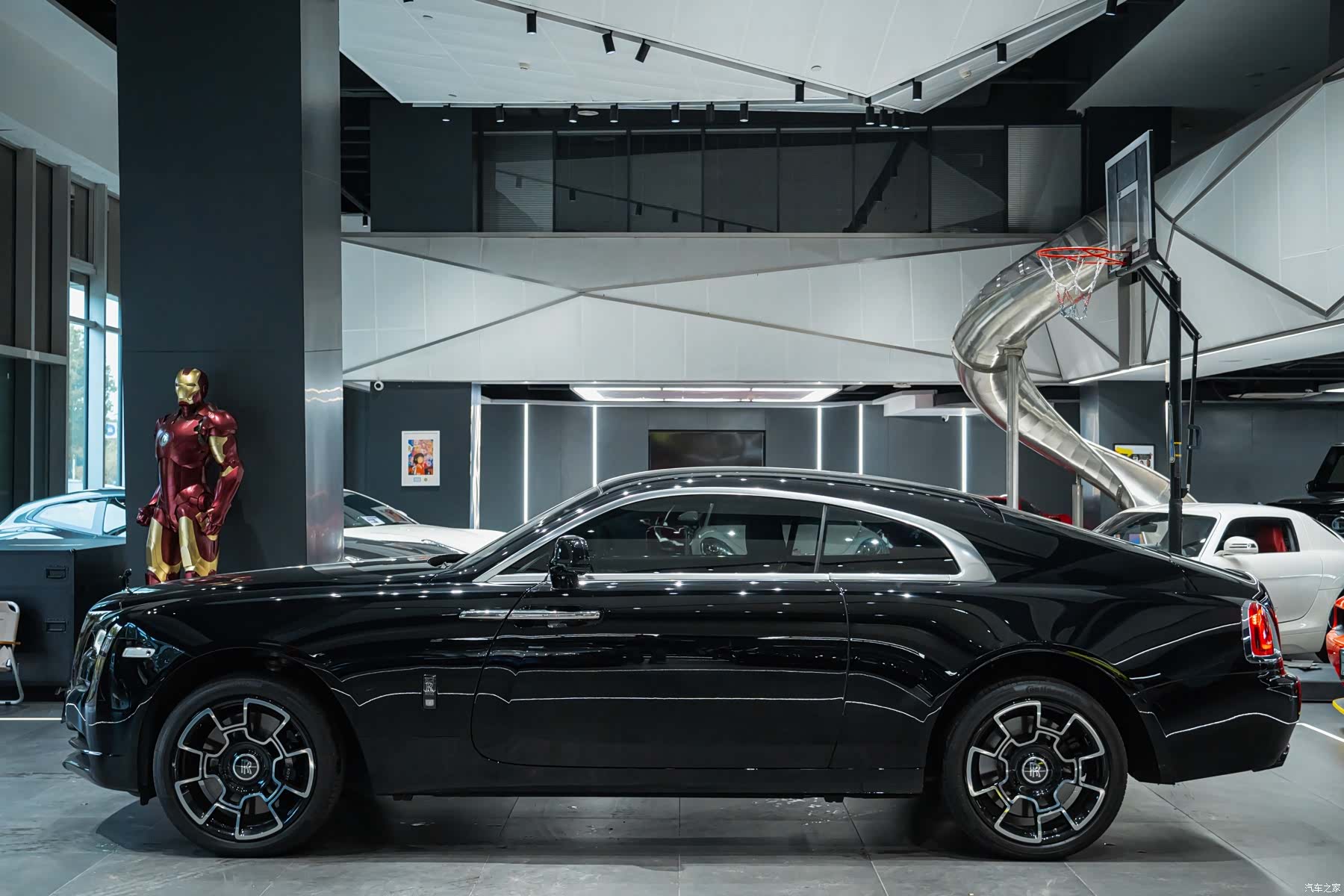 Rolls-Royce Wraith, 2017 все фото