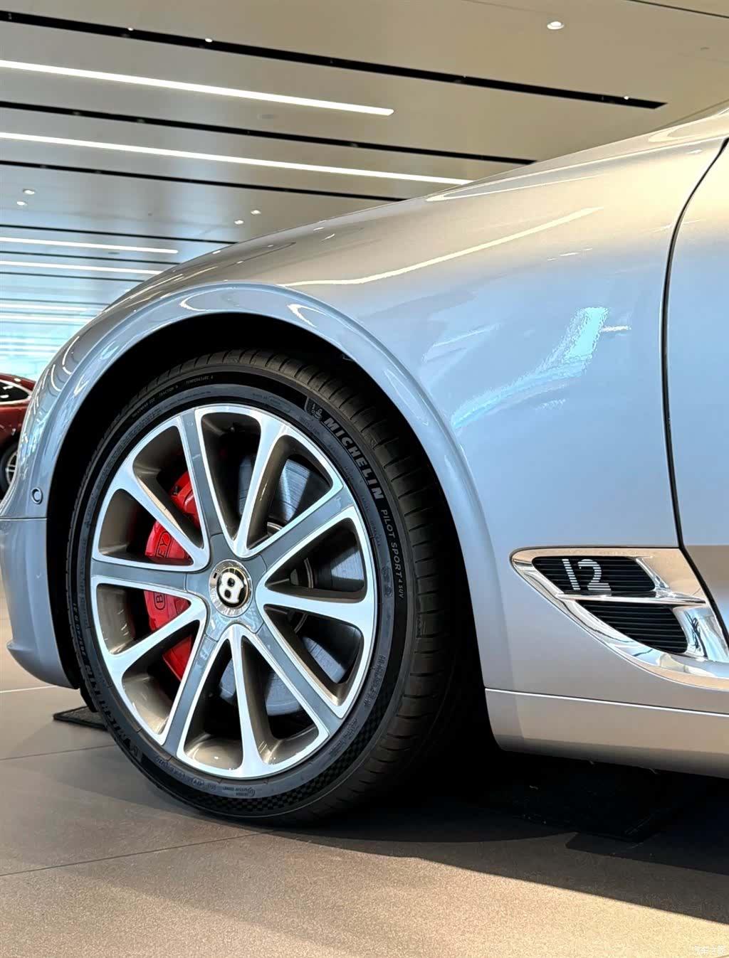 Bentley Continental GT, 2020 9
