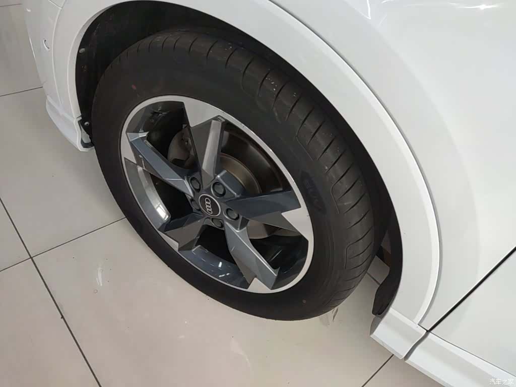 Audi Q3, 2021 23