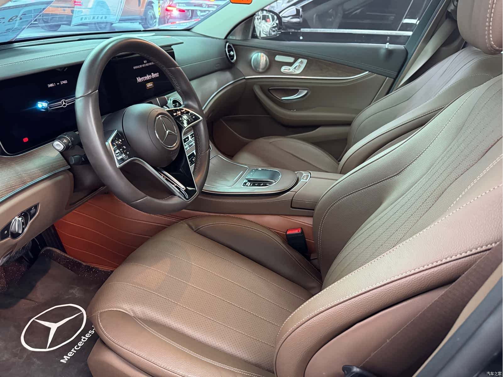 Mercedes-Benz E-Class, 2023 4