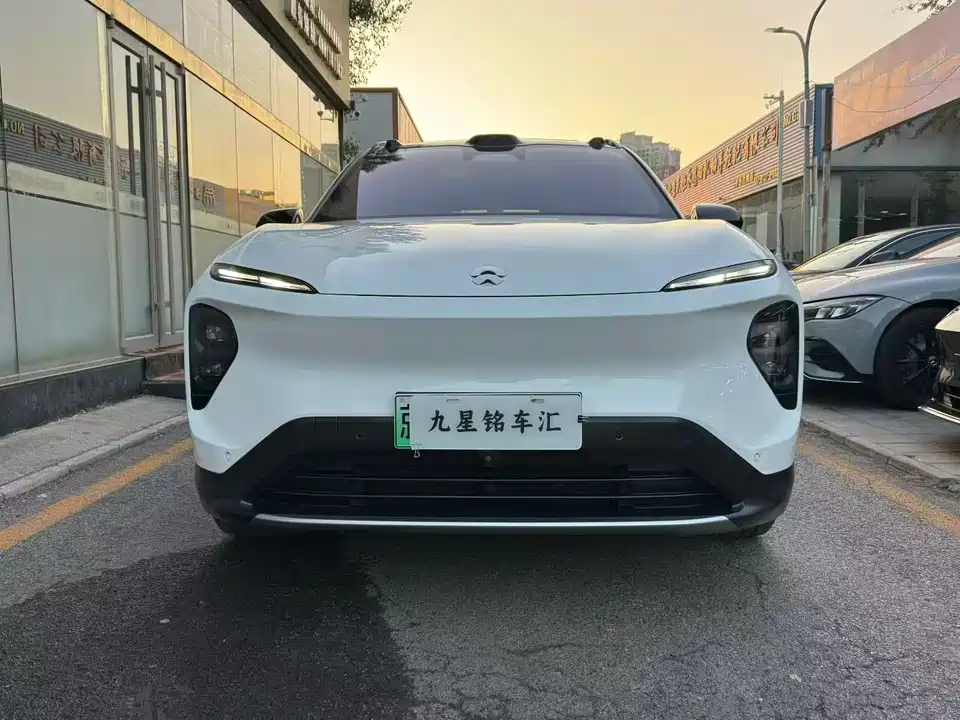NIO ES7