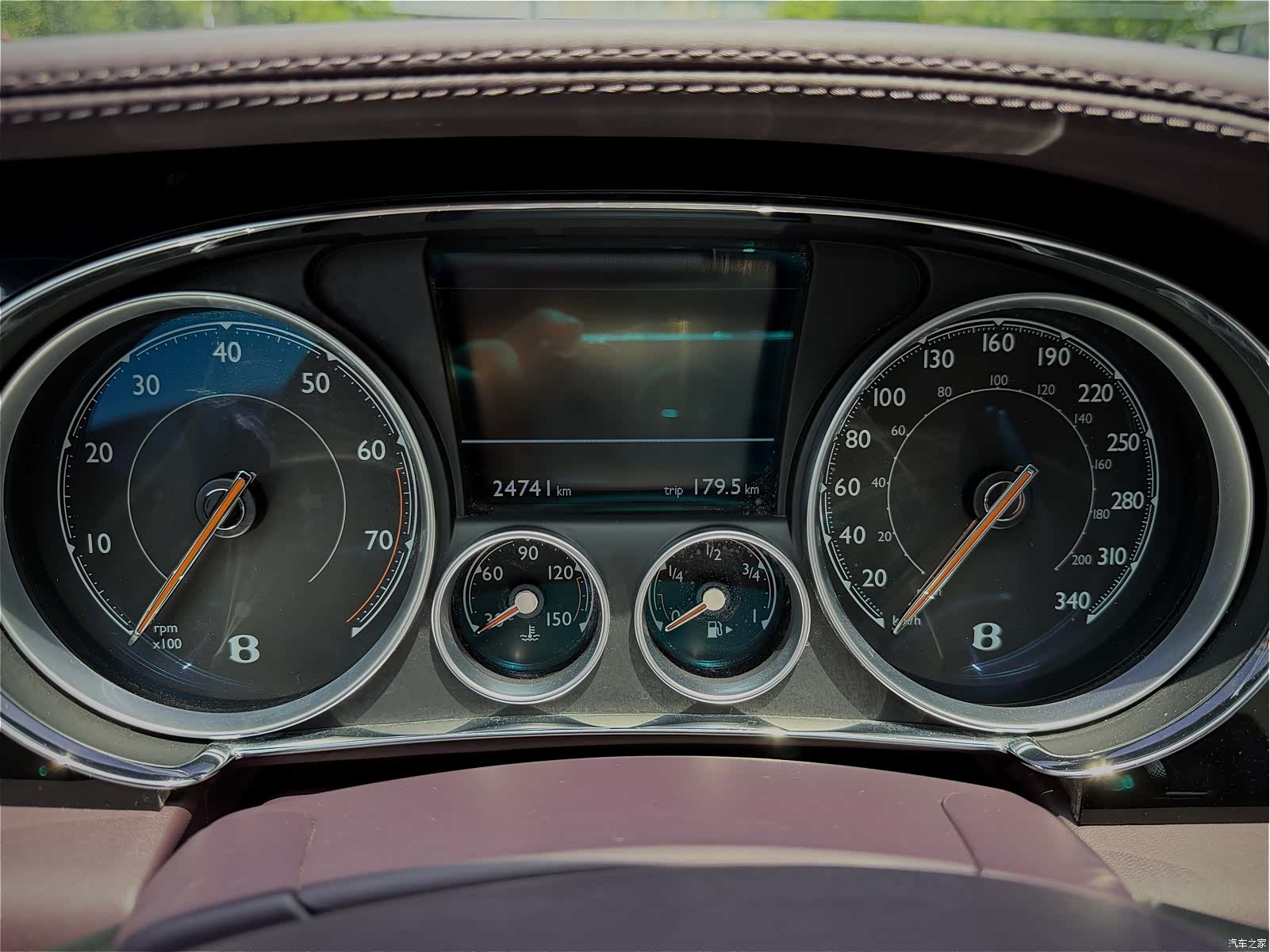 Bentley Flying Spur, 2020 11
