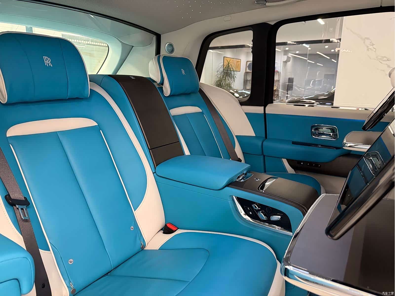 Rolls-Royce Cullinan, 2021 10