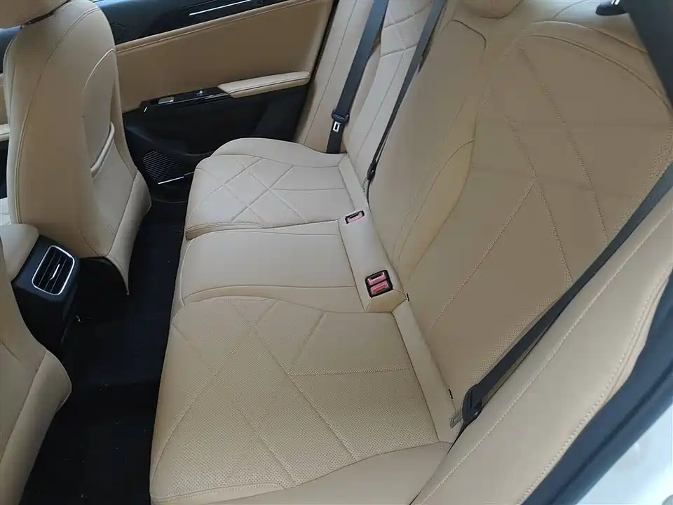 Geely Galaxy Galaxy L6