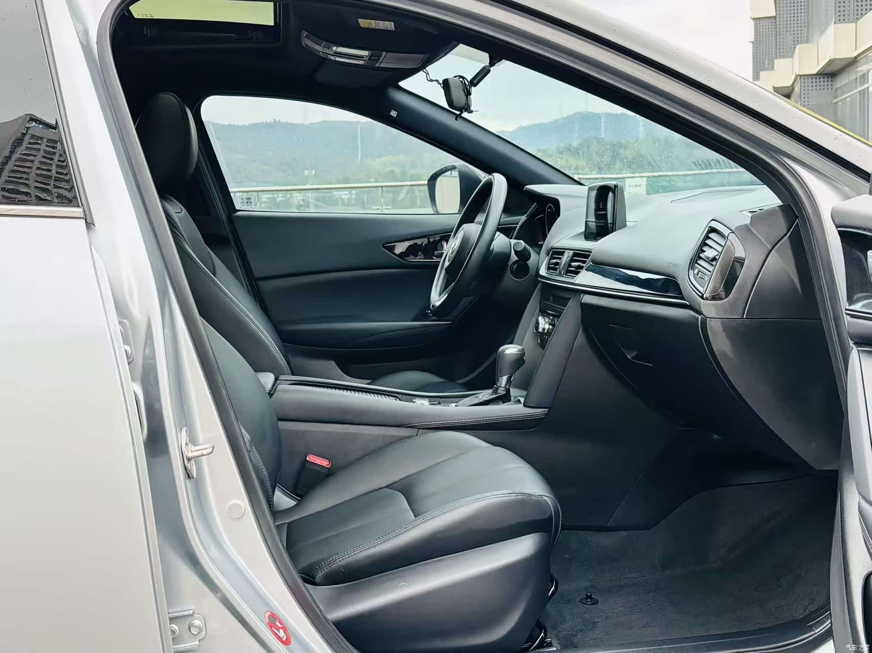 Mazda CX-4, 2022 17
