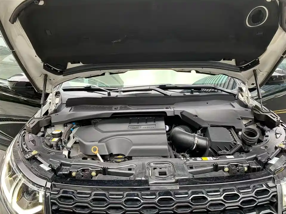 Land Rover Discover sports