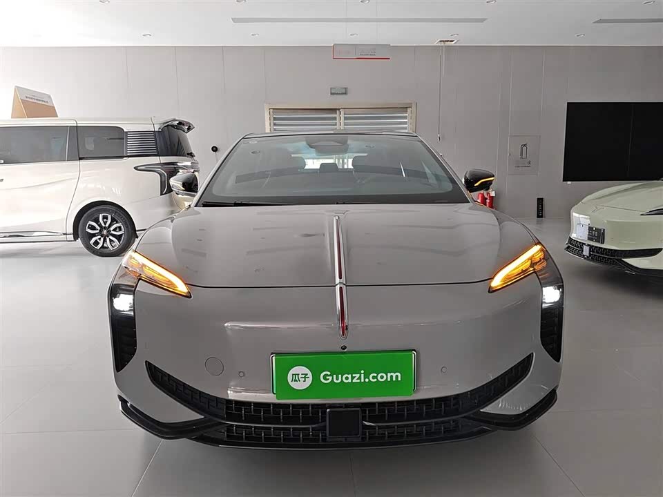 Hongqi EH7 Hongqi EH7