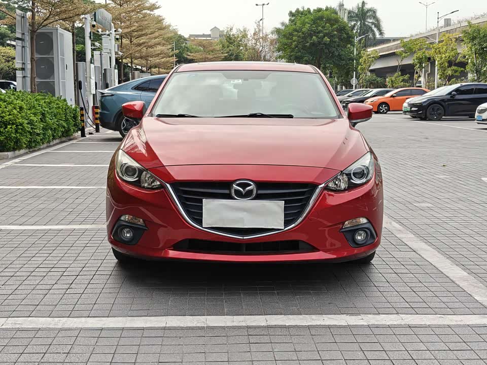 Mazda 3 Angkesaila