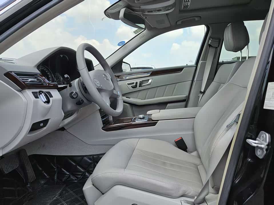 Mercedes-Benz E-class Mercedes-Benz E-class