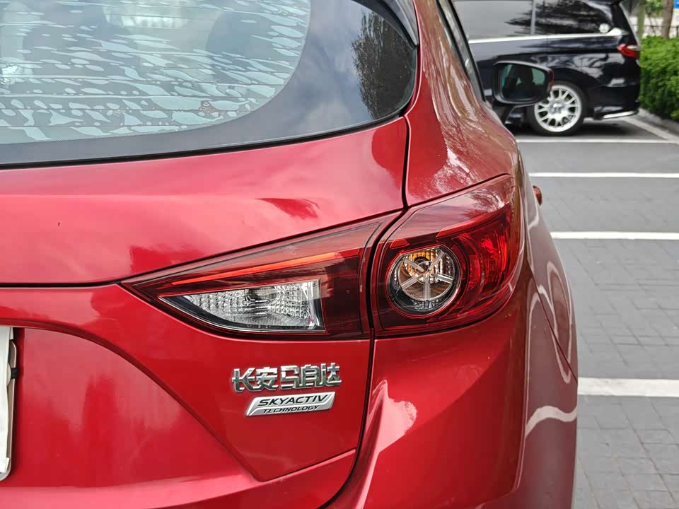 Mazda 3 Angkesaila